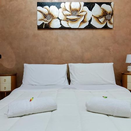 شقة Moonlight House يوتْسْوولْ المظهر الخارجي الصورة